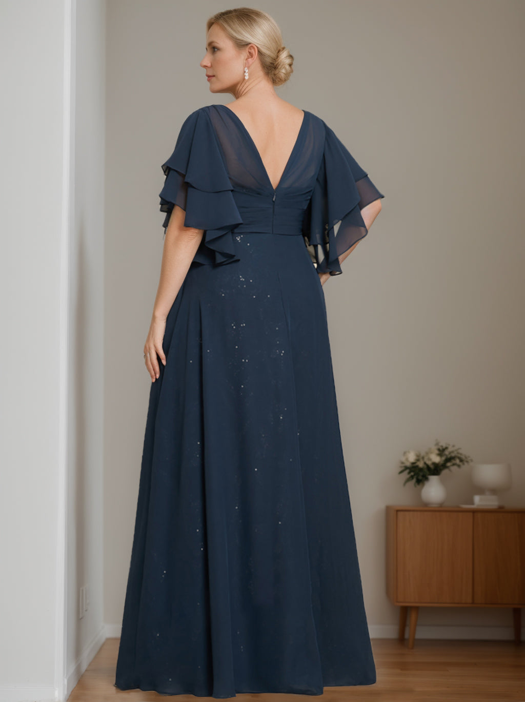 A-Line/Princess V-Neck Half Sleeves Floor-Length Plus Size Mother of the Bride Dresses with Pleated - 이미지 2