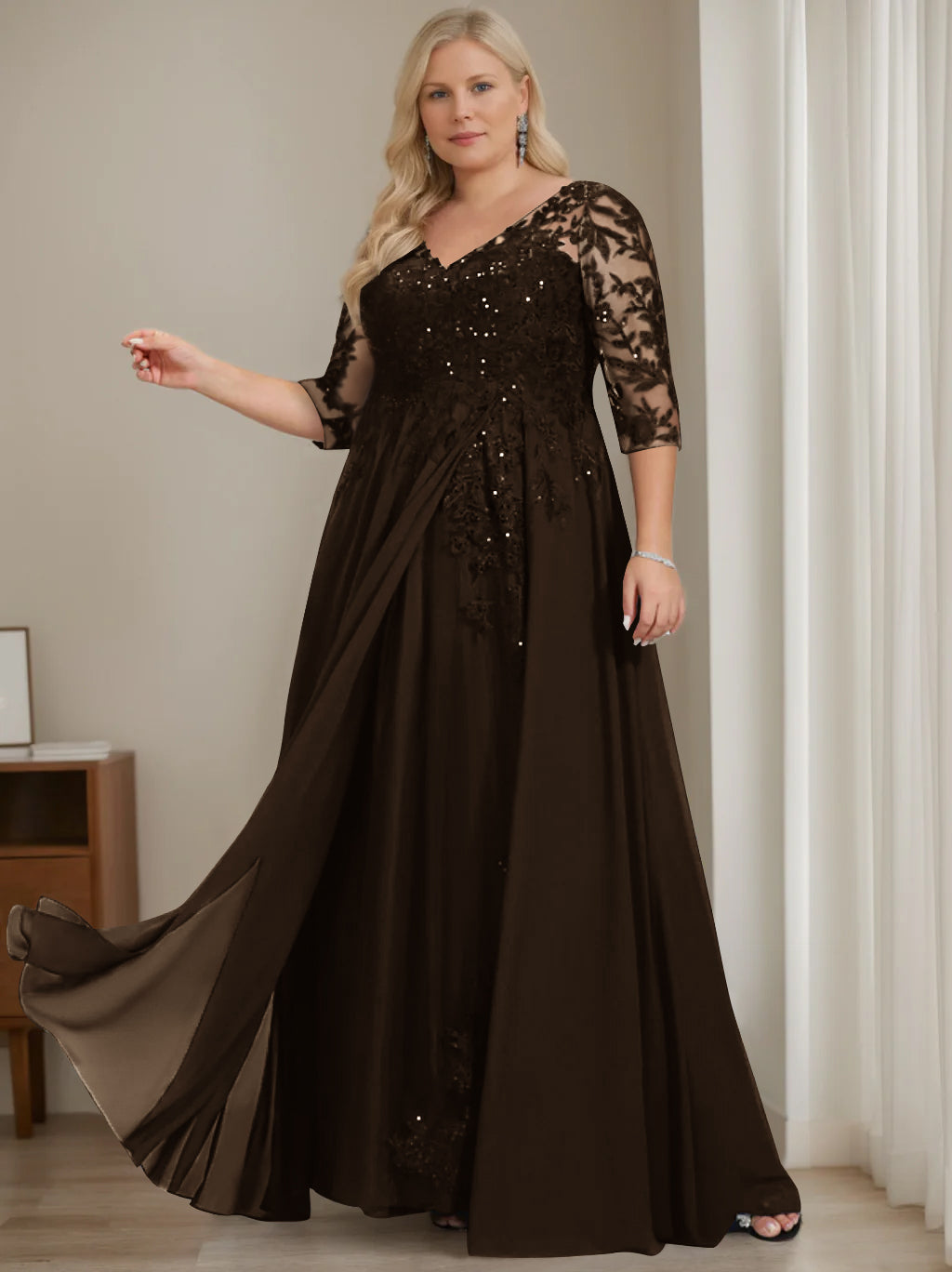 A-Line/Princess V-Neck Half Sleeves Floor-Length Plus Size Mother of the Bride Dresses with Sequins - 이미지 9