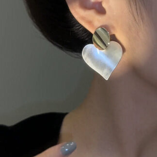 Vintage High-end Luxury Heart Color Block Earrings