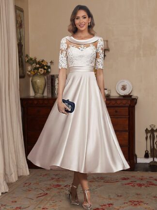 A-Line/Princess Scoop Satin Mother of the Bride Dresses Lace Half Sleeves Tea-Length