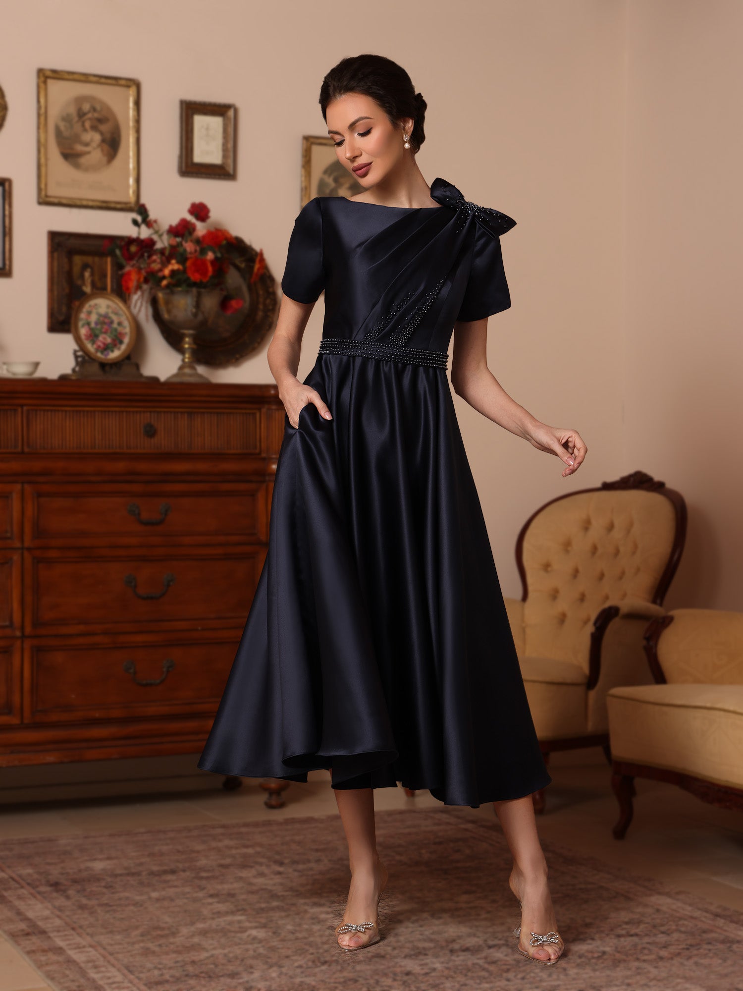 A-Line/Princess Scoop Satin Mother of the Bride Dresses Tea-Length Short Sleeves Beading Bowknot - Image 5