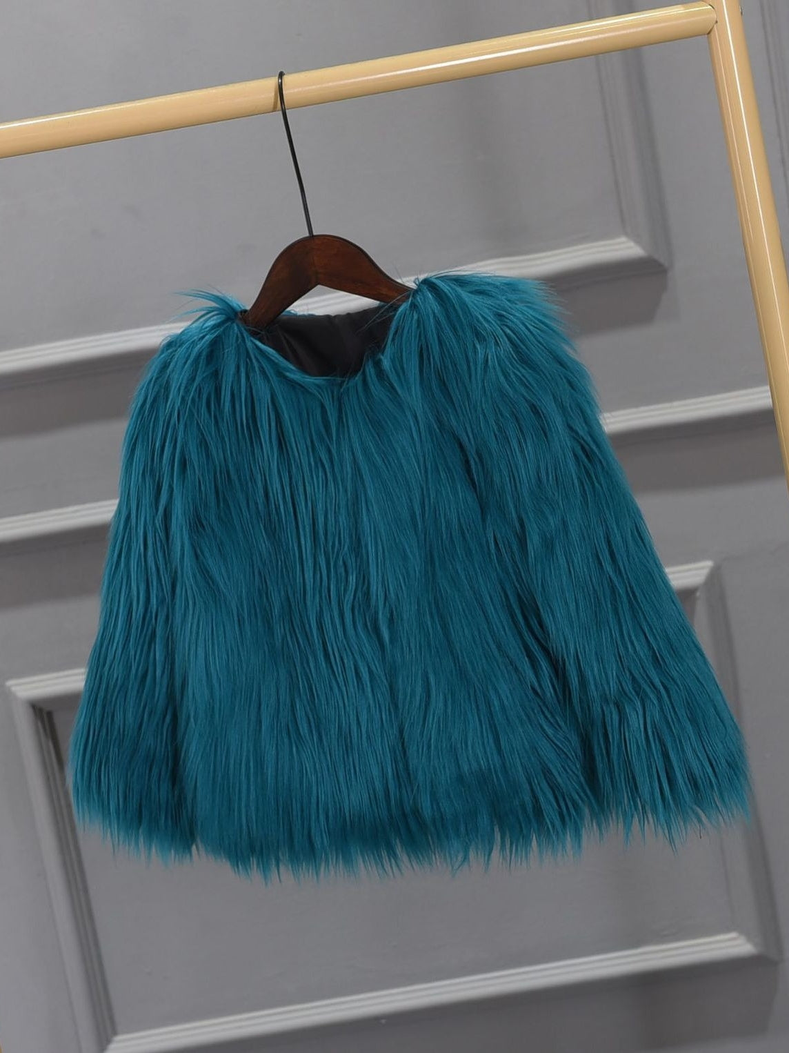 Women’s Faux Fur Long Sleeves Winter Warm Short Jackets - 画像 (2)